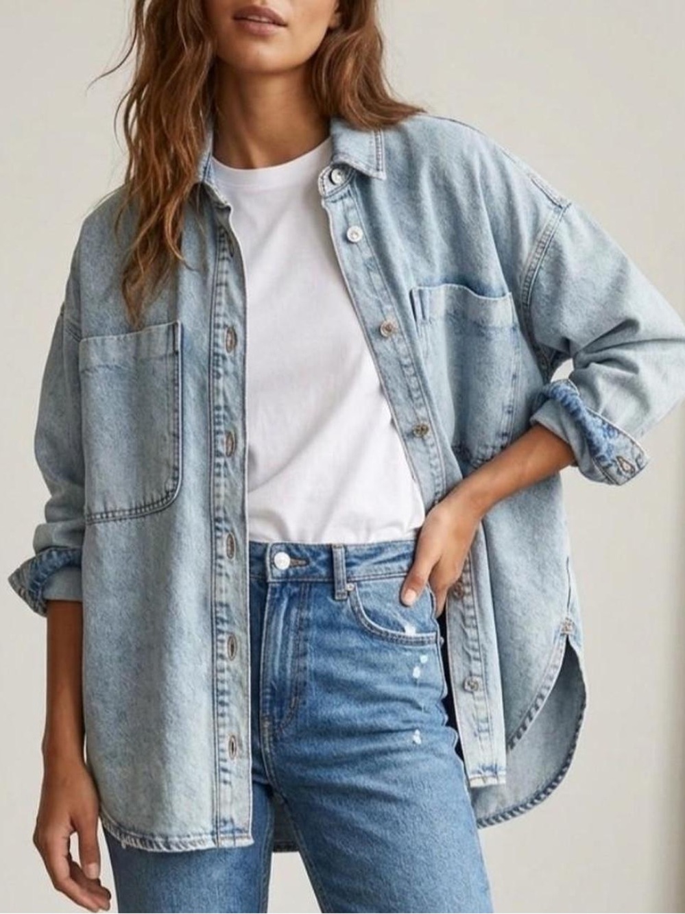 ZARA OVERSIZED DENIM JACKET SIZE L IN LIGHT BLUE